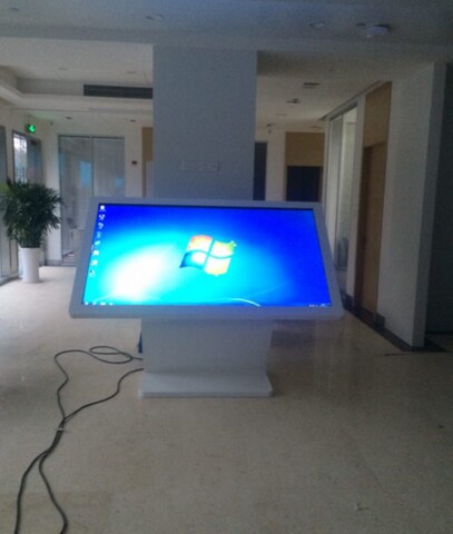 1568273363106899.jpg 南京市法律援助中心排隊叫號系統(tǒng)及84寸落地觸摸一體機有米可制作2.jpg